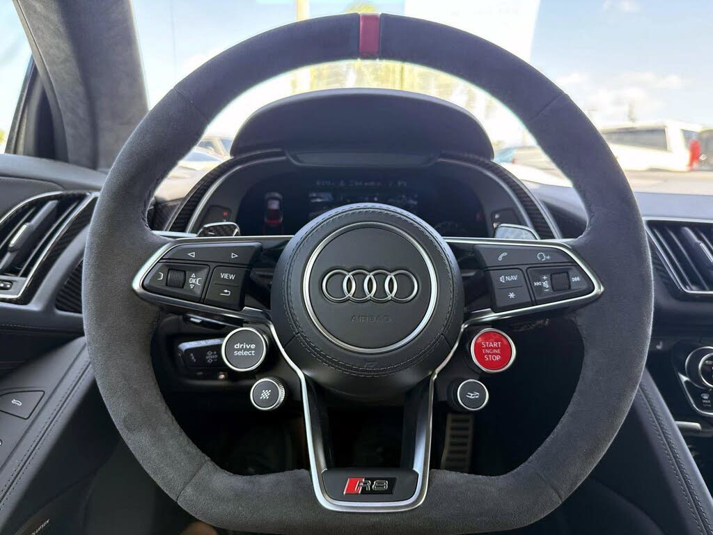 2018 Audi R8 quattro V10 Plus Coupe AWD photo 23 of 24