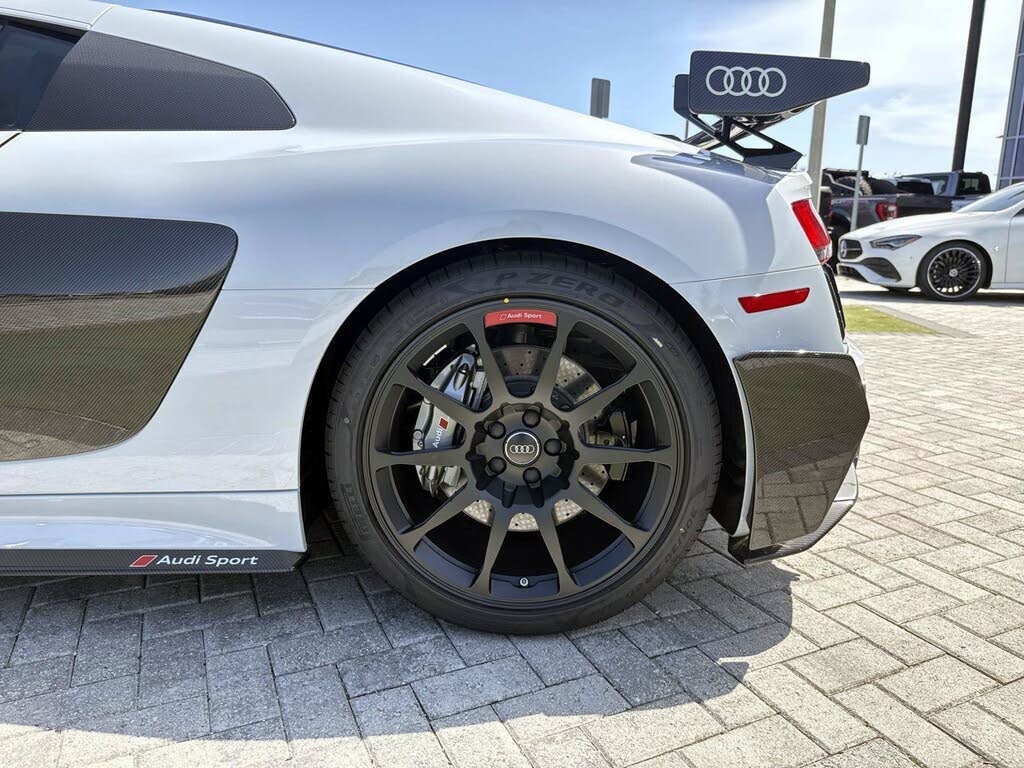 2018 Audi R8 quattro V10 Plus Coupe AWD photo 10 of 24