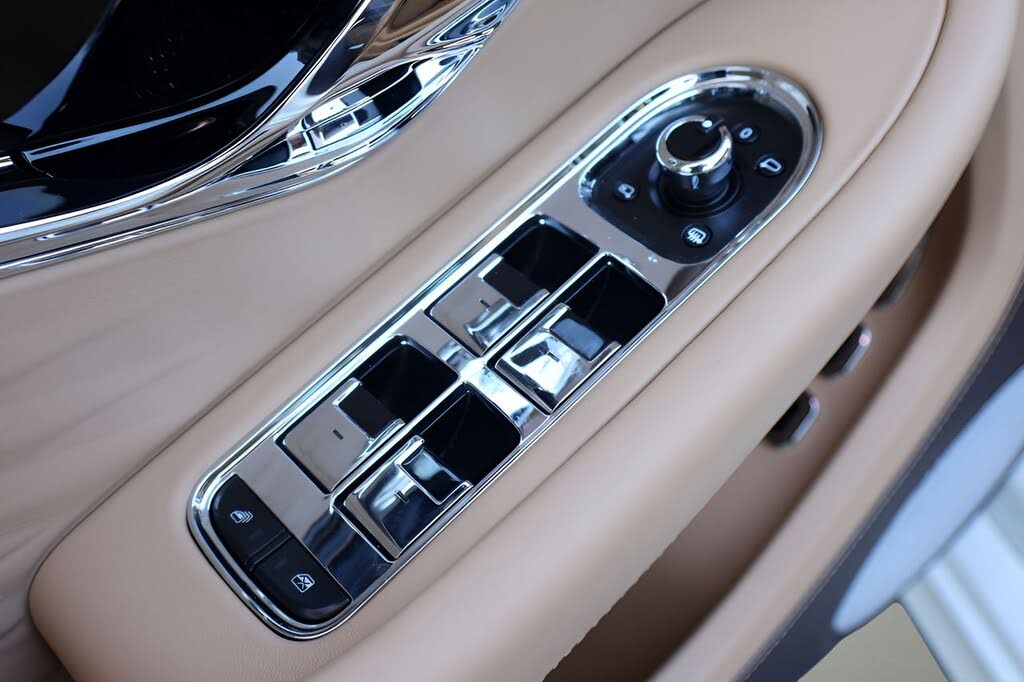 2026 Bentley Continental GT Azure AWD photo 15