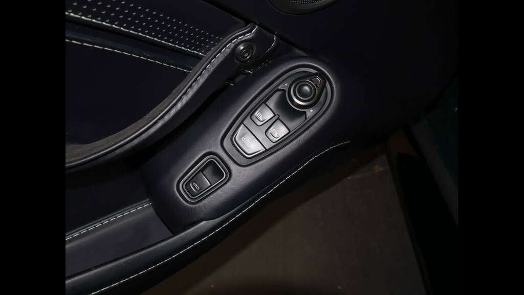2023 Aston Martin Vantage V8 Convertible RWD photo 18