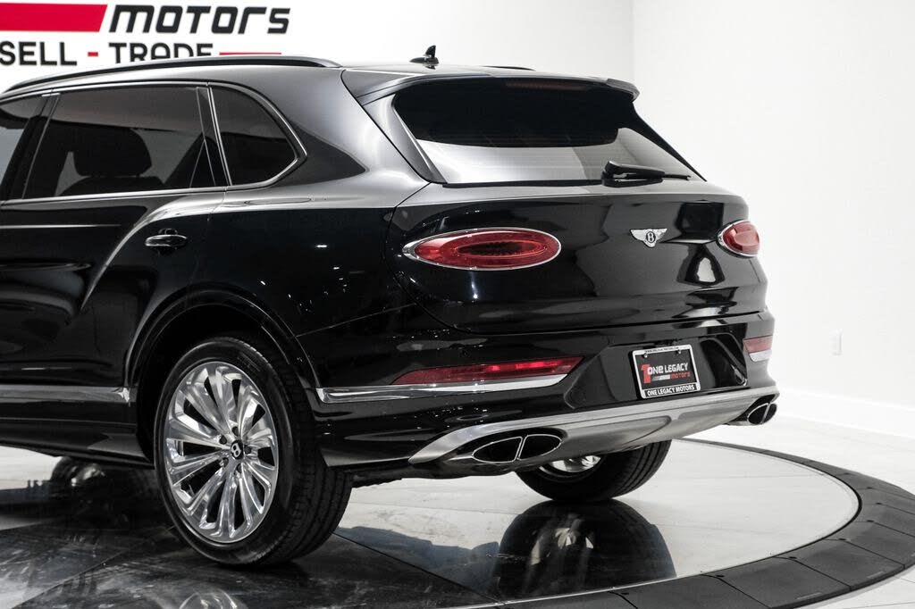 2023 Bentley Bentayga Azure V8 AWD photo 16