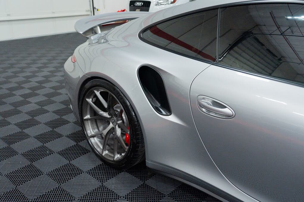 2014 Porsche 911 Turbo Coupe AWD photo 18 of 24