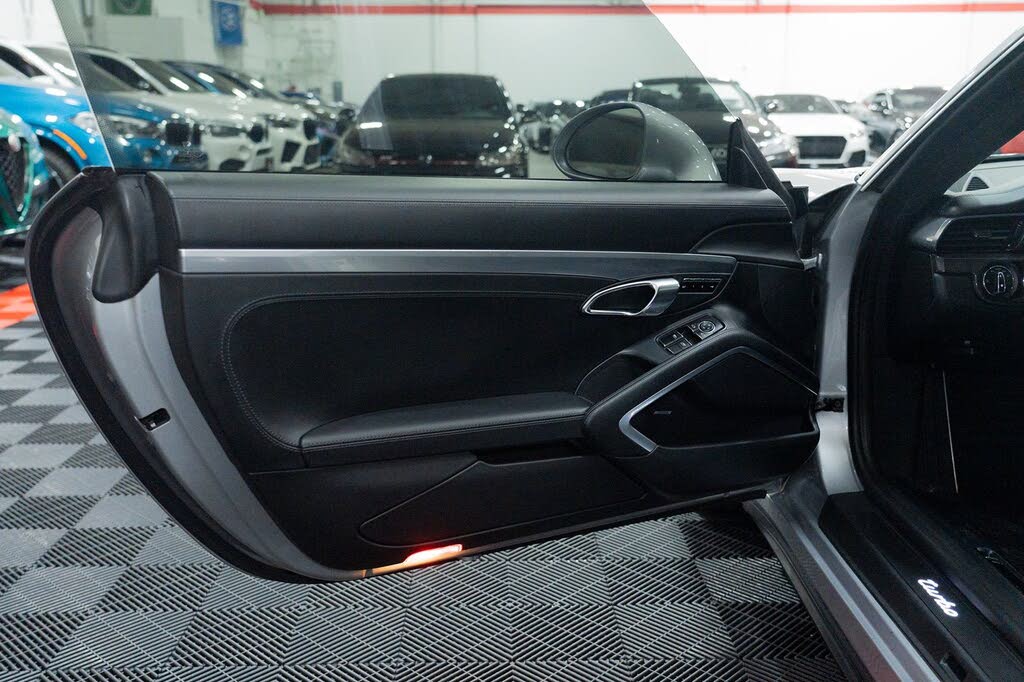2014 Porsche 911 Turbo Coupe AWD photo 21 of 24