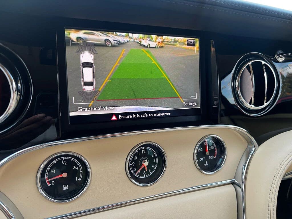 2011 Bentley Mulsanne RWD photo 17