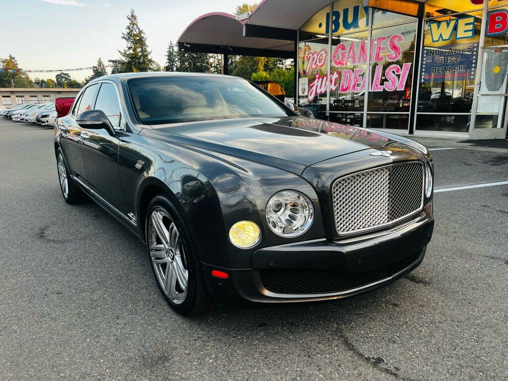 2011 Bentley Mulsanne RWD photo 3