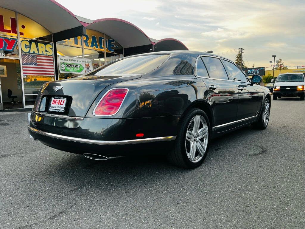 2011 Bentley Mulsanne RWD photo 4