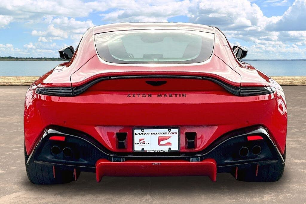 2022 Aston Martin Vantage Coupe RWD photo 5