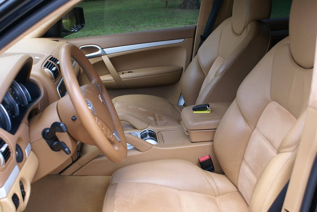 2008 Porsche Cayenne GTS AWD photo 15