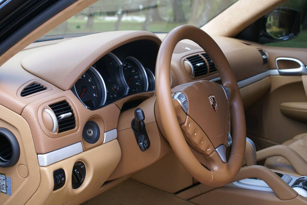 2008 Porsche Cayenne GTS AWD photo 18