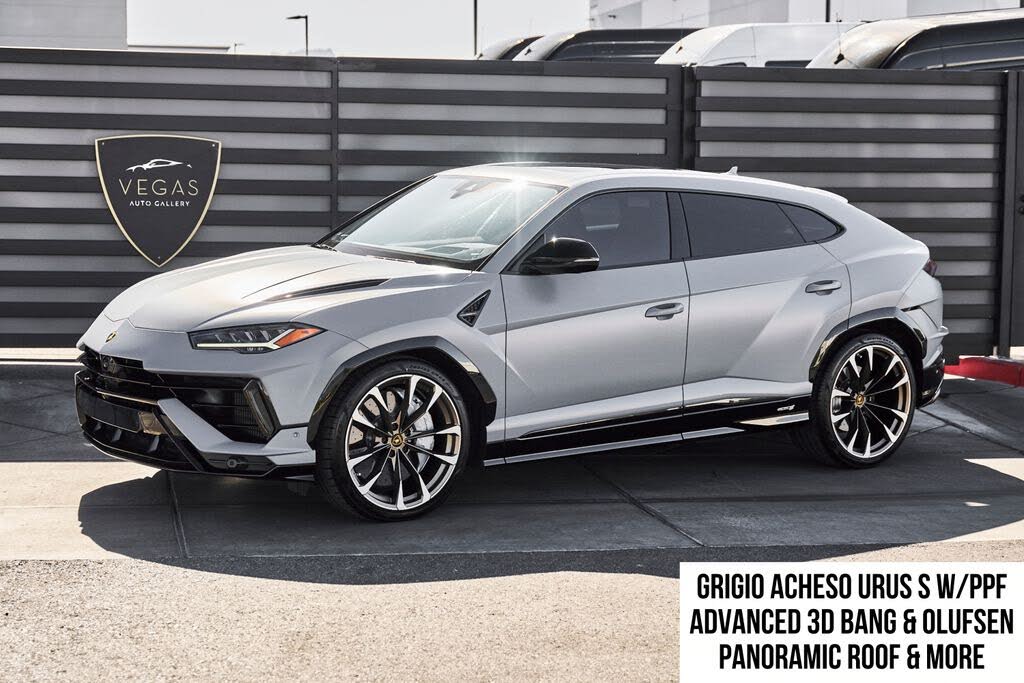2024 Lamborghini Urus S AWD