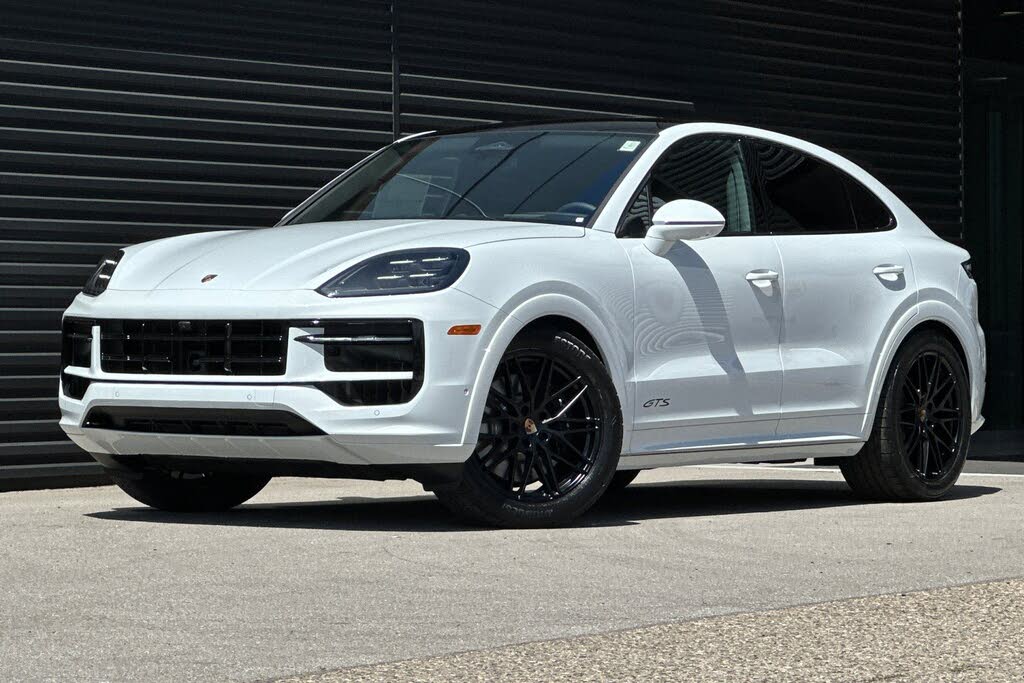 2026 Porsche Cayenne Coupe GTS AWD