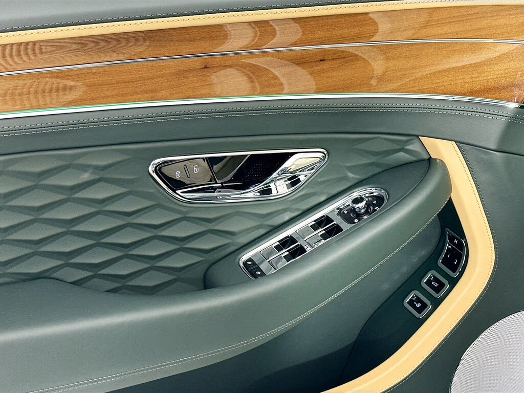 2026 Bentley Continental GTC Mulliner AWD photo 15
