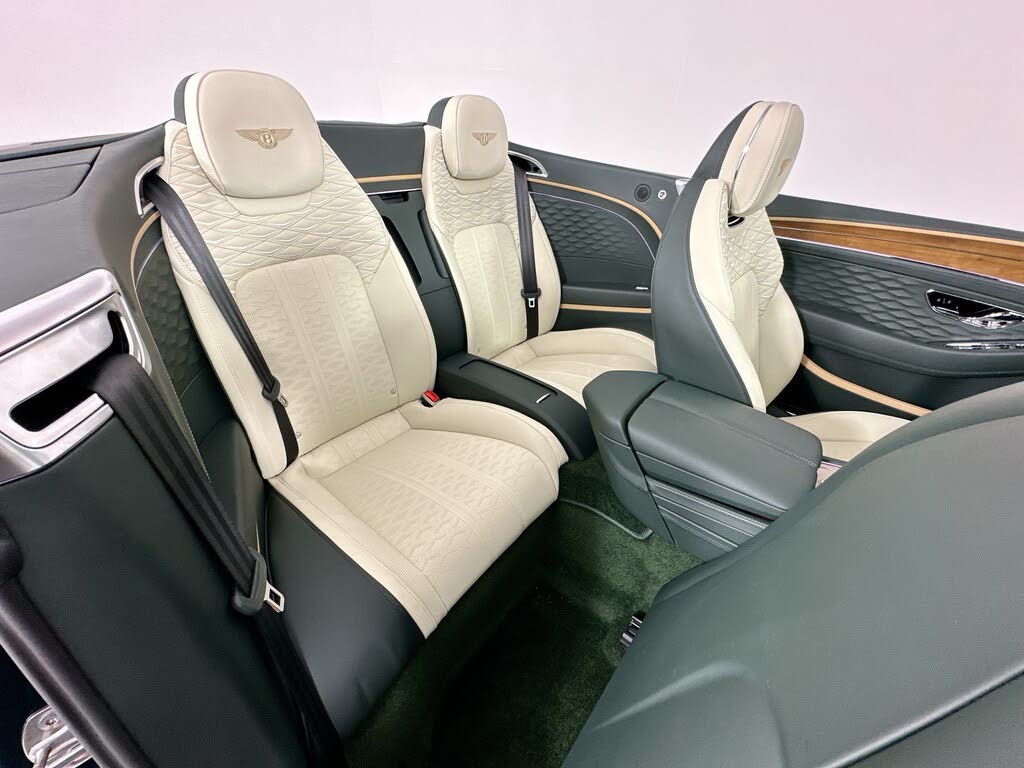 2026 Bentley Continental GTC Mulliner AWD photo 23