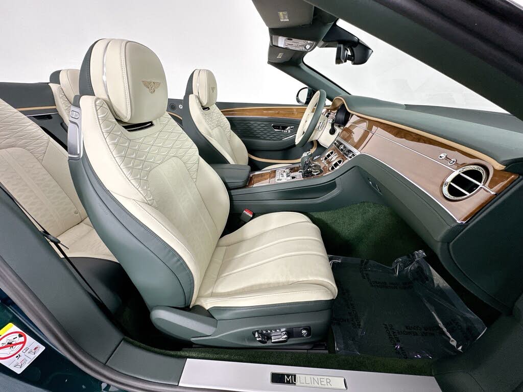 2026 Bentley Continental GTC Mulliner AWD photo 24