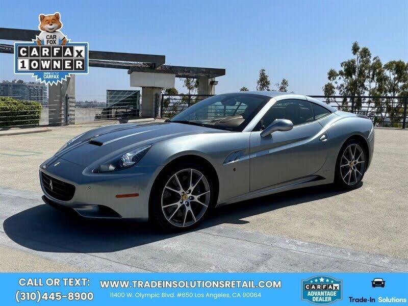 2012 Ferrari California Roadster photo 2