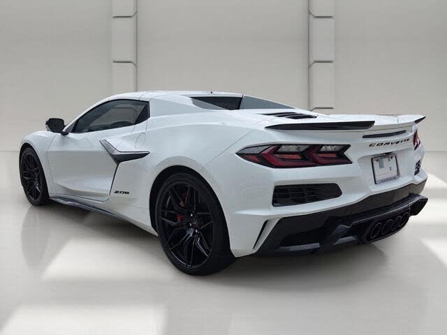 2024 Chevrolet Corvette Z06 3LZ Convertible RWD photo 3