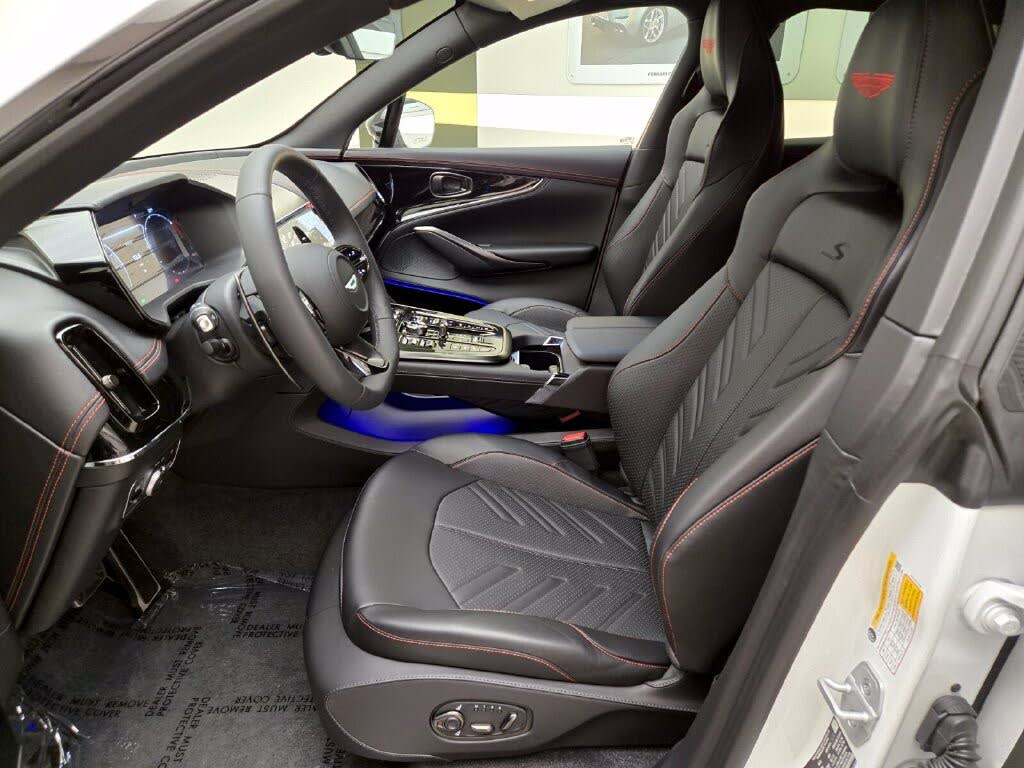 2026 Aston Martin DBX S AWD photo 14
