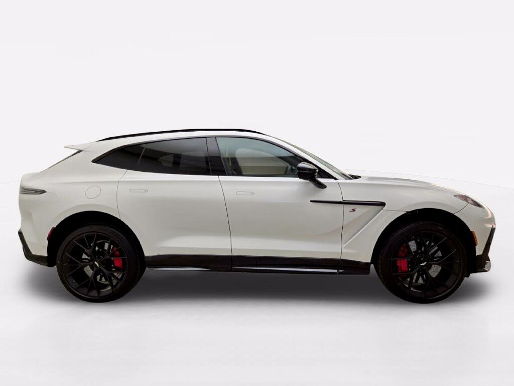 2026 Aston Martin DBX S AWD photo 6