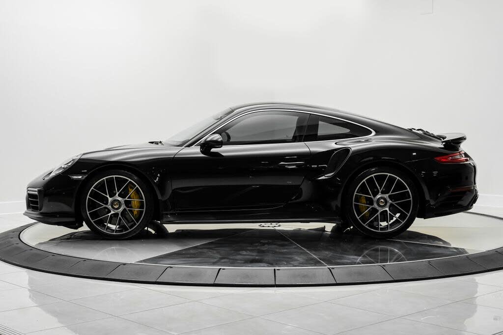 2018 Porsche 911 Turbo S Coupe AWD photo 11 of 24