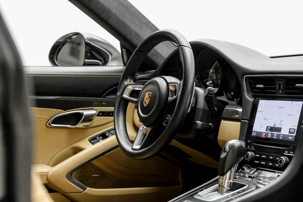 2018 Porsche 911 Turbo S Coupe AWD photo 13 of 24