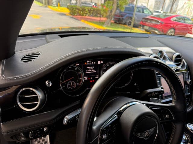 2018 Bentley Bentayga W12 Black Edition AWD photo 19