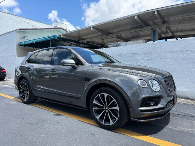 2018 Bentley Bentayga W12 Black Edition AWD photo 7