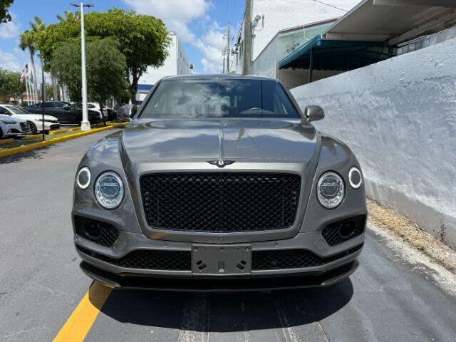 2018 Bentley Bentayga W12 Black Edition AWD photo 8
