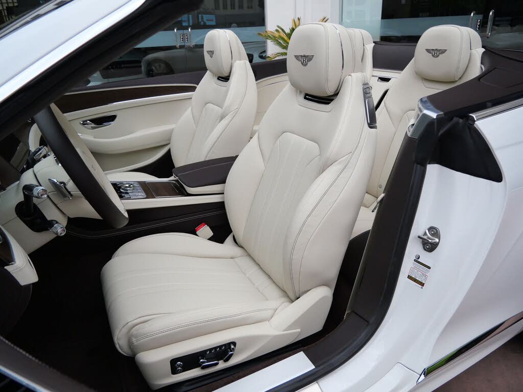 2026 Bentley Continental GTC AWD photo 17