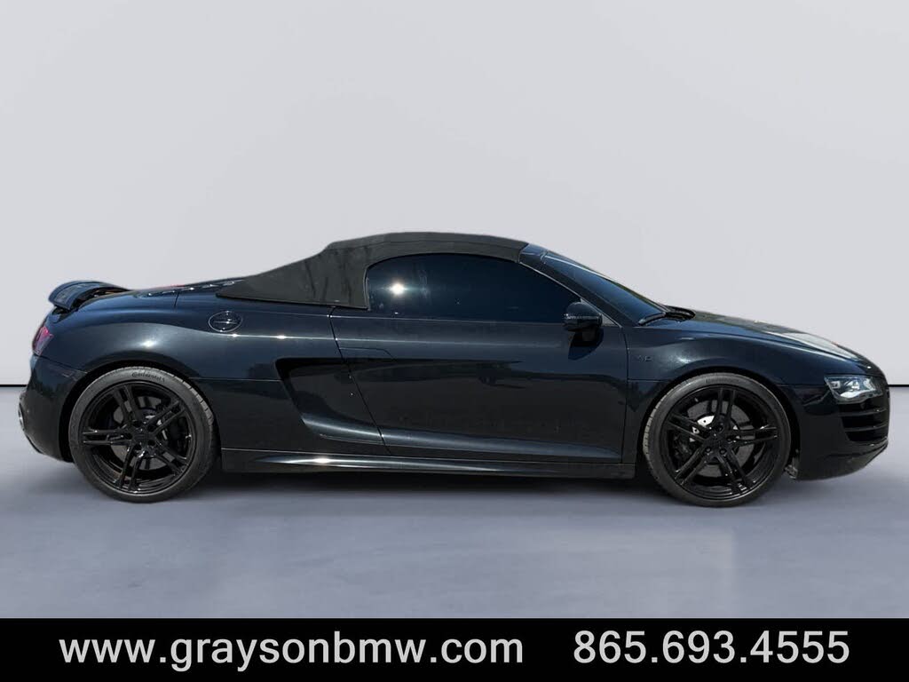 2011 Audi R8 5.2 quattro Spyder AWD photo 2 of 24