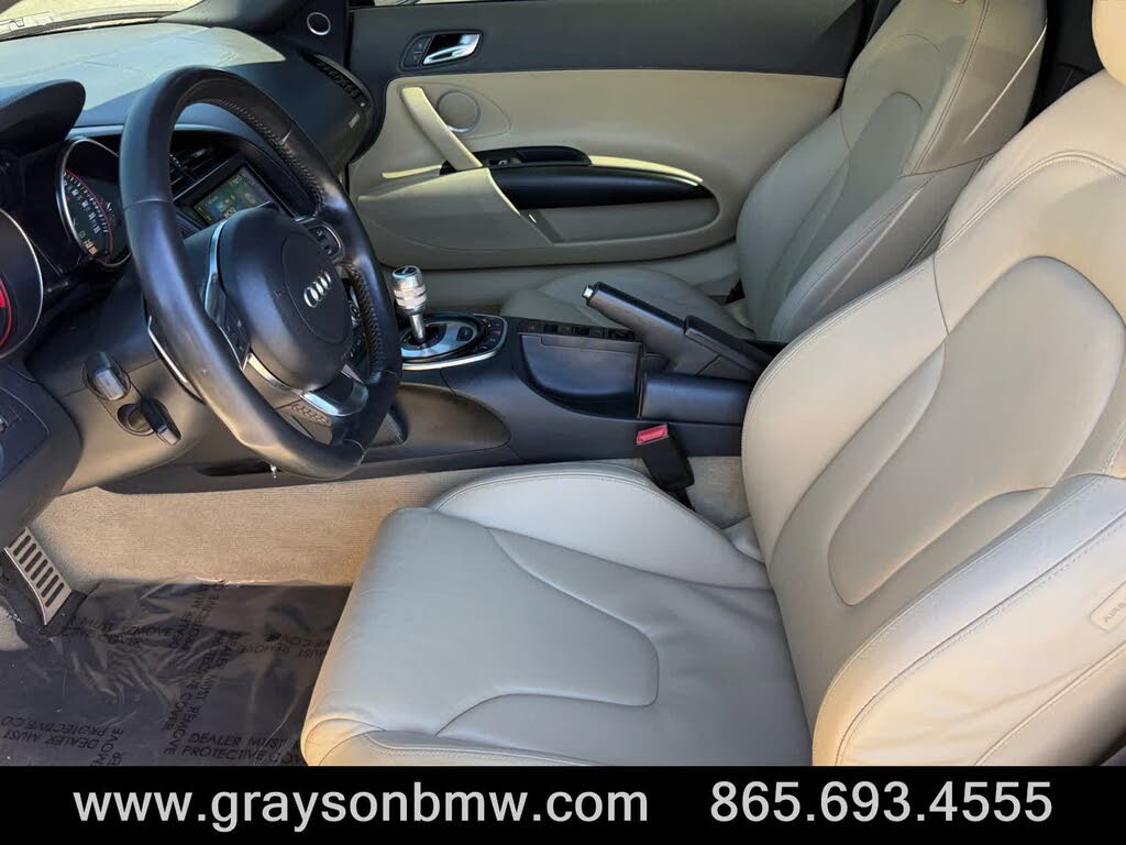 2011 Audi R8 5.2 quattro Spyder AWD photo 12 of 24