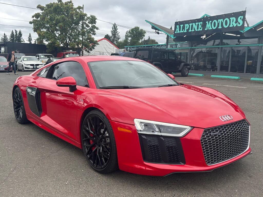 2017 Audi R8 quattro V10 Coupe AWD photo 5 of 10