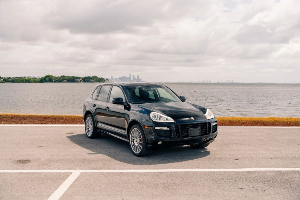 2009 Porsche Cayenne GTS AWD photo 13