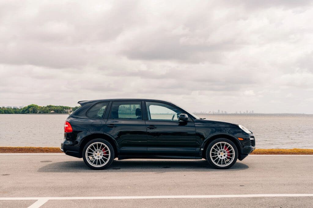 2009 Porsche Cayenne GTS AWD photo 7