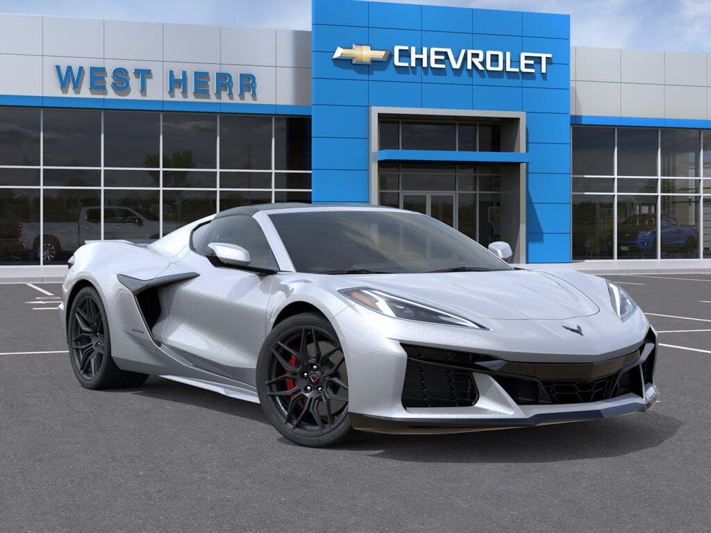 2026 Chevrolet Corvette Z06 1LZ Coupe RWD photo 8