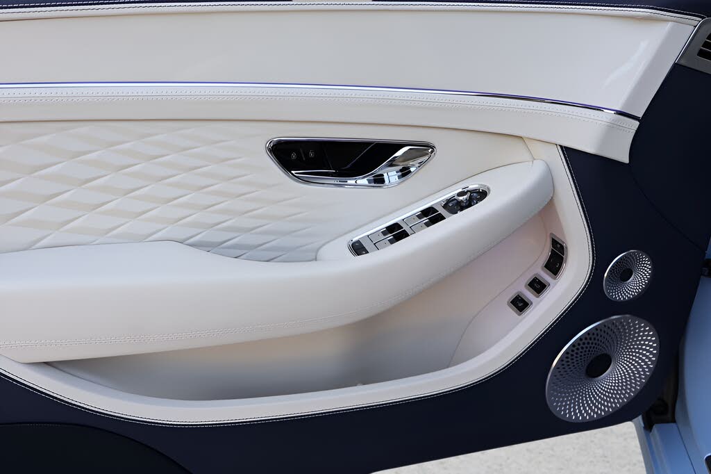 2026 Bentley Continental GTC Azure AWD photo 13