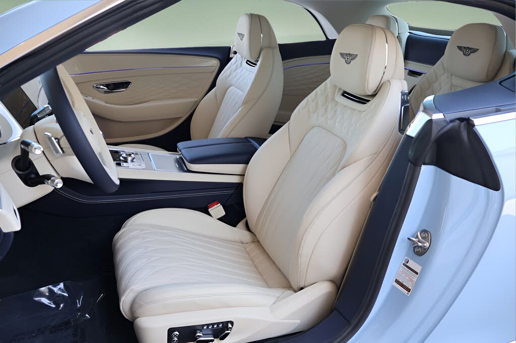 2026 Bentley Continental GTC Azure AWD photo 15