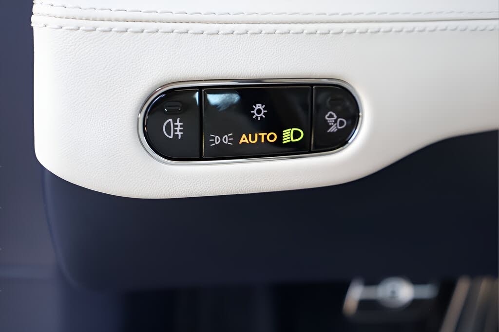 2026 Bentley Continental GTC Azure AWD photo 22