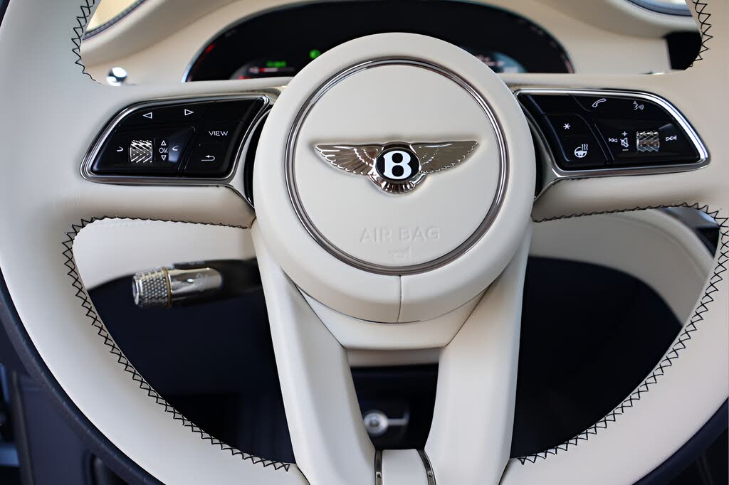 2026 Bentley Continental GTC Azure AWD photo 23