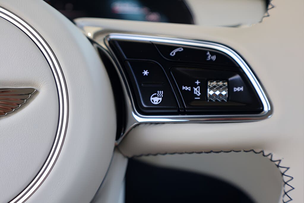 2026 Bentley Continental GTC Azure AWD photo 24