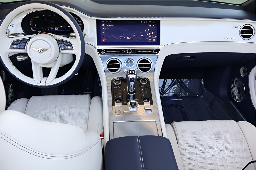 2026 Bentley Continental GTC Azure AWD photo 4