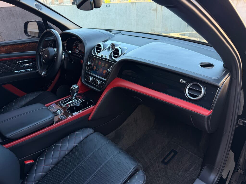 2018 Bentley Bentayga photo 21