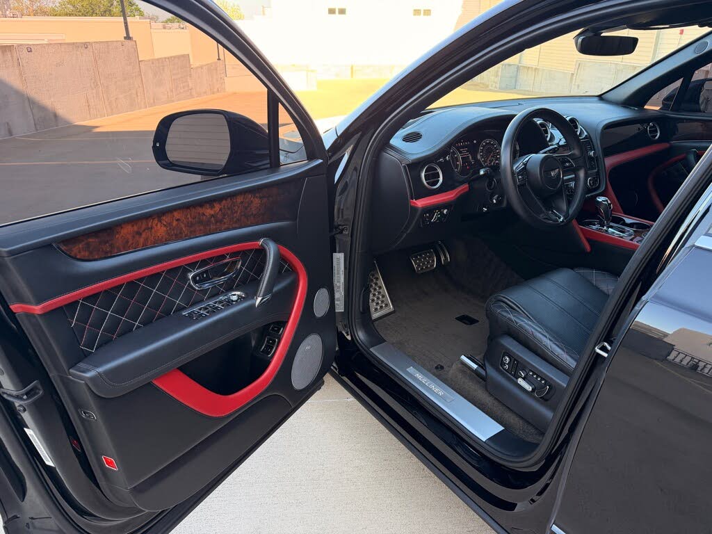 2018 Bentley Bentayga photo 9