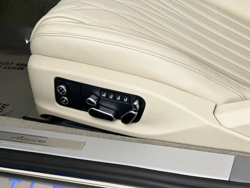 2026 Bentley Continental GTC Azure AWD photo 17