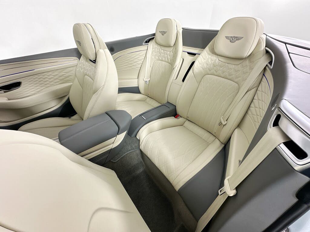 2026 Bentley Continental GTC Azure AWD photo 22