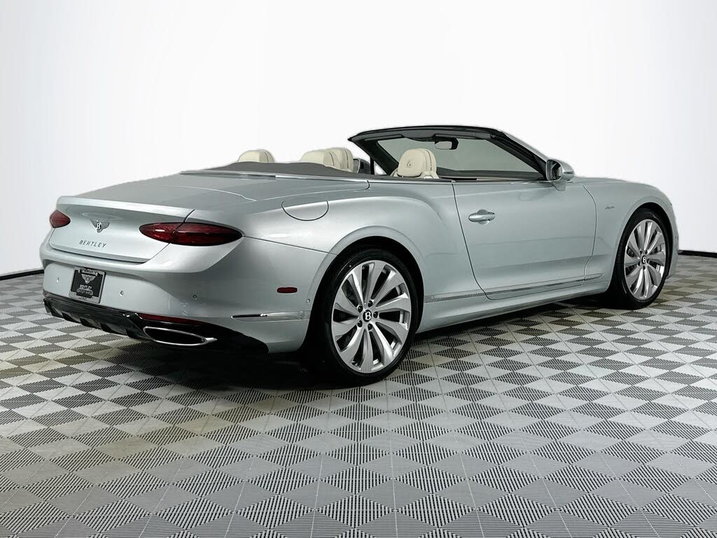 2026 Bentley Continental GTC Azure AWD photo 5