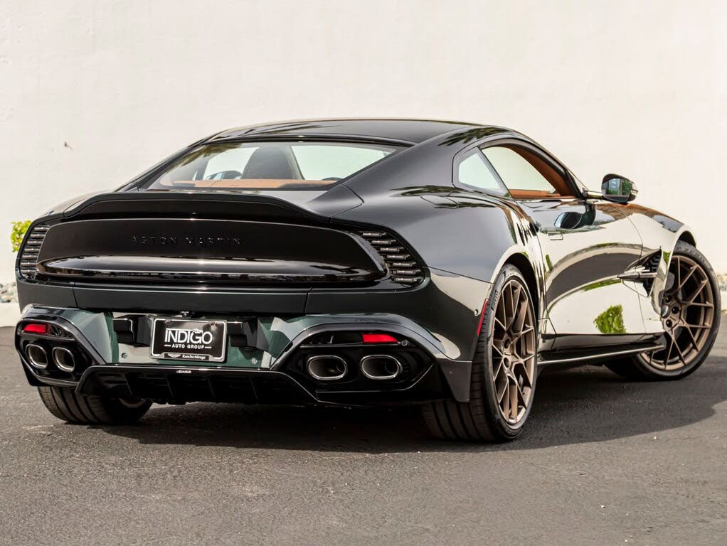 2026 Aston Martin Vanquish Coupe RWD photo 6