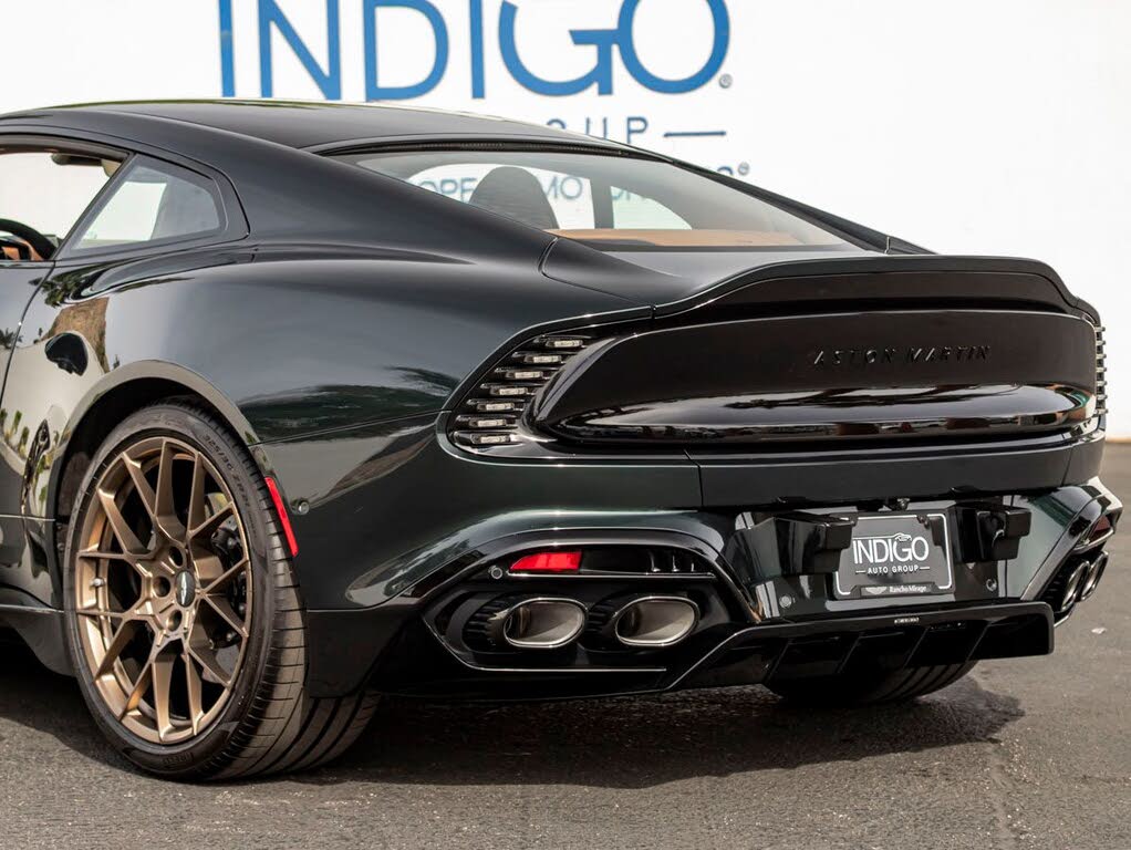 2026 Aston Martin Vanquish Coupe RWD photo 10