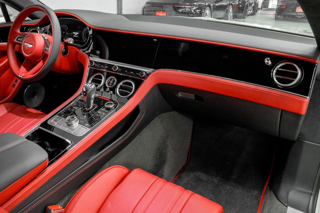 2025 Bentley Continental GT Black Edition AWD photo 13