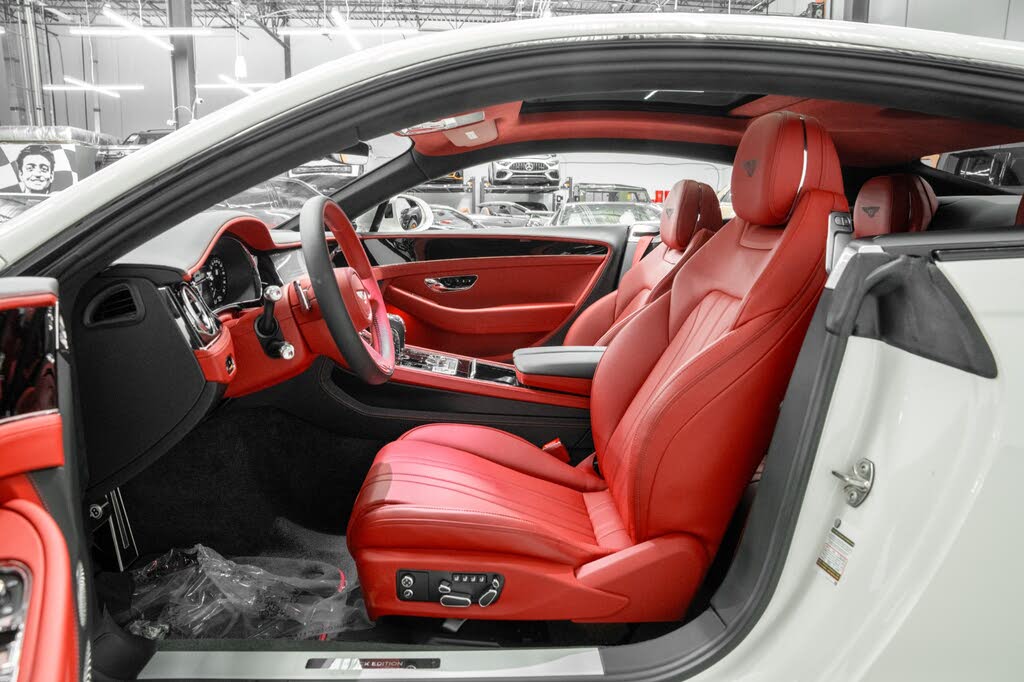 2025 Bentley Continental GT Black Edition AWD photo 22