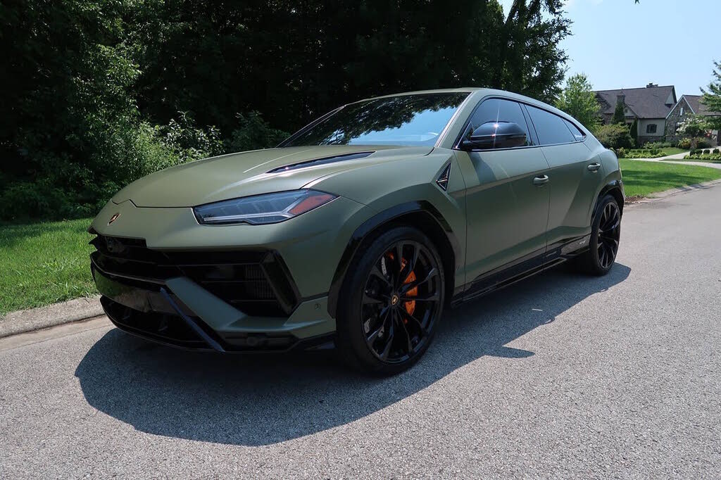 2024 Lamborghini Urus S AWD - $268,900